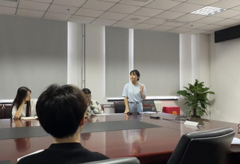 青岛能源所举办第十四期“研究生沙龙” 青岛能源所举办第十四期“研究生沙龙”